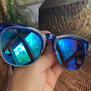 Wildfox Sunglasses, Club Fox, Mirrored Blue Lenses. 🥹